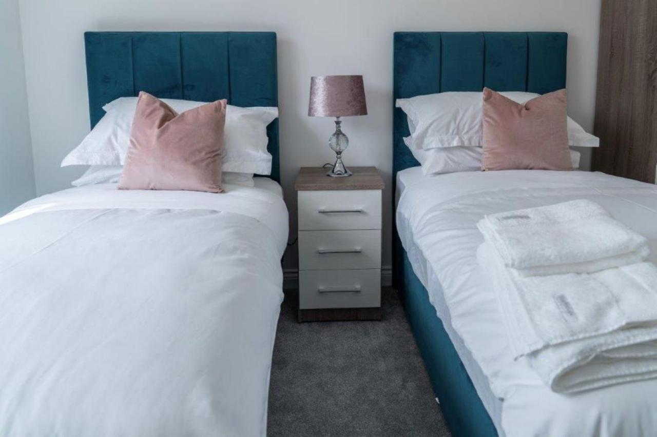 The Sidings, Luxury Penthouse, Haworthアパートメント エクステリア 写真