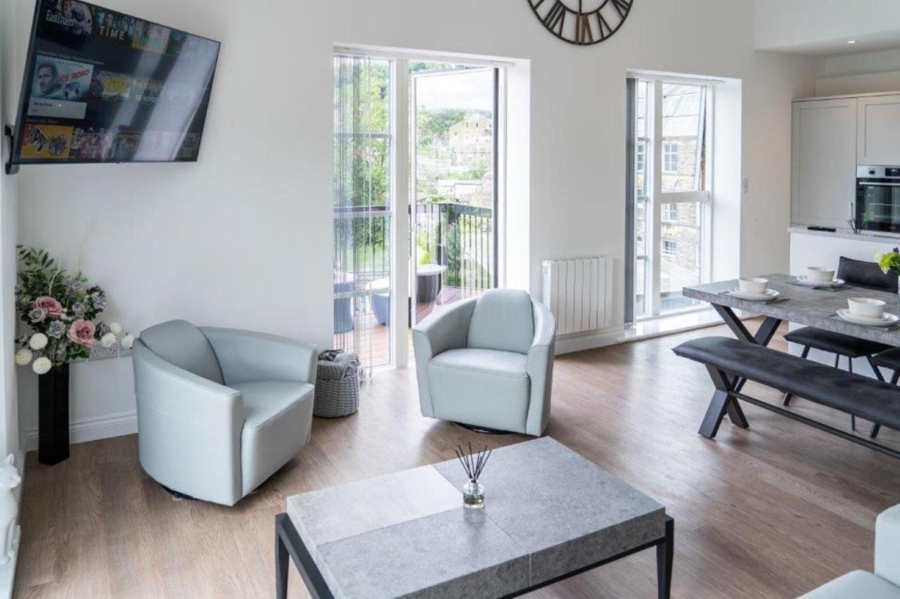 The Sidings, Luxury Penthouse, Haworthアパートメント エクステリア 写真