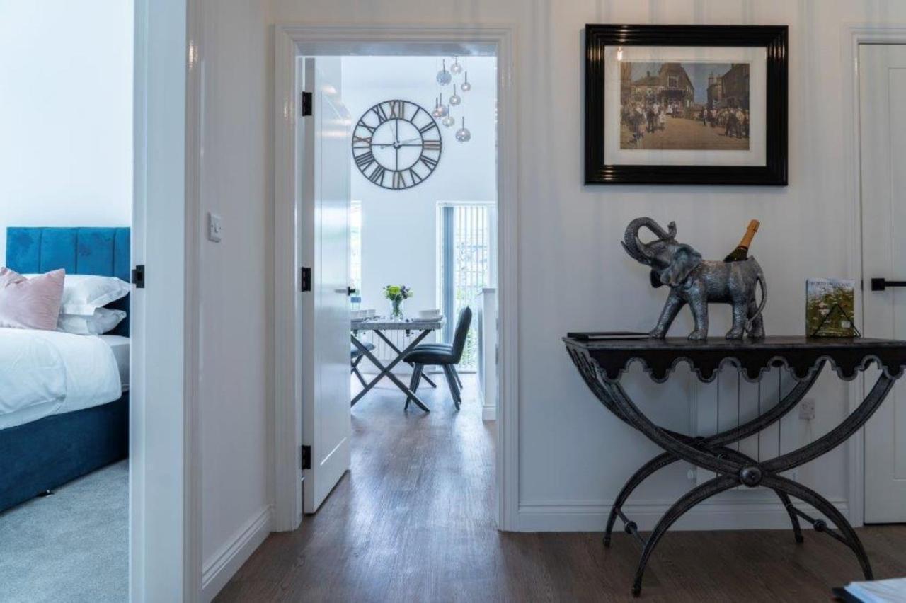 The Sidings, Luxury Penthouse, Haworthアパートメント エクステリア 写真