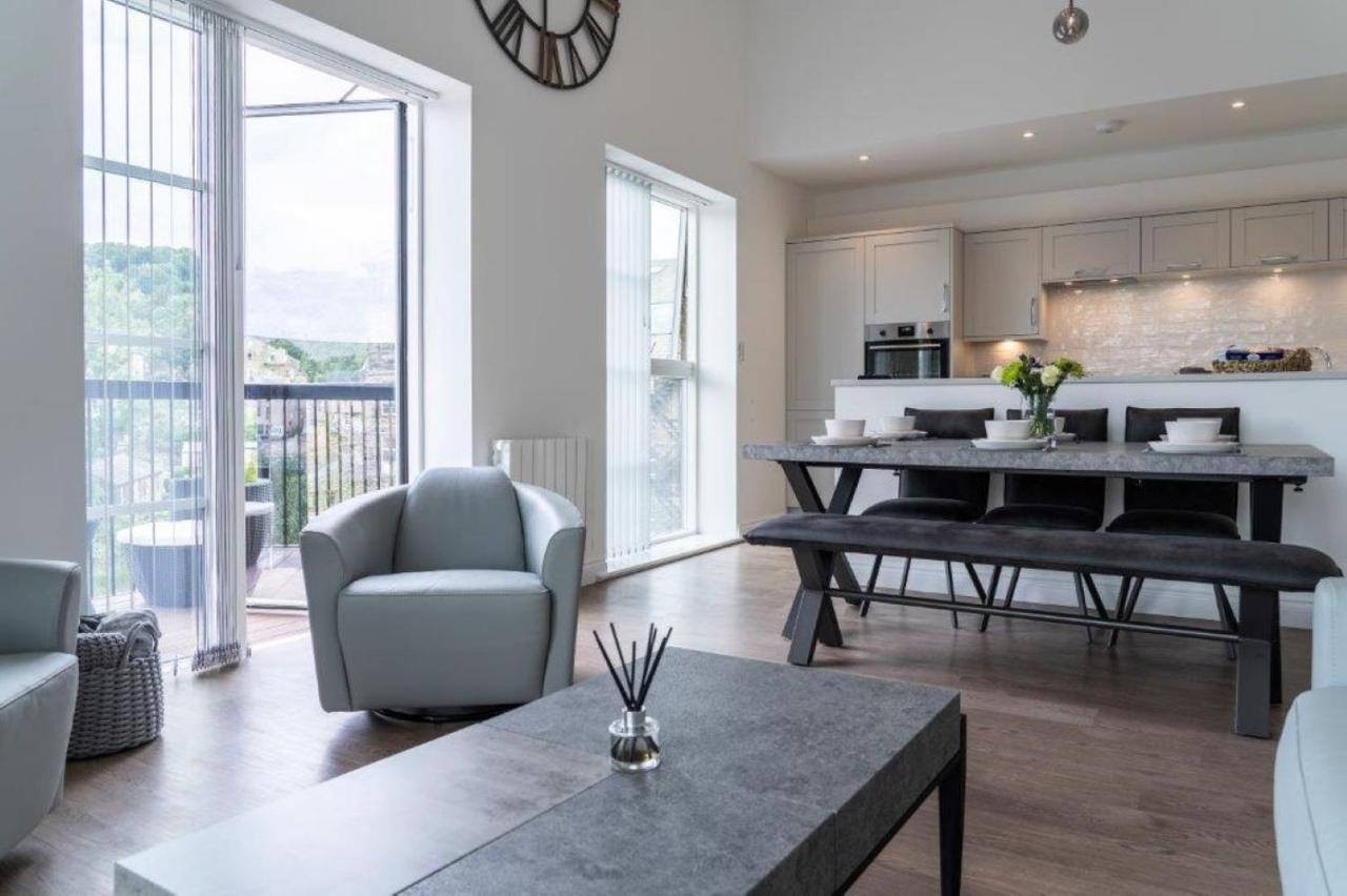 The Sidings, Luxury Penthouse, Haworthアパートメント エクステリア 写真
